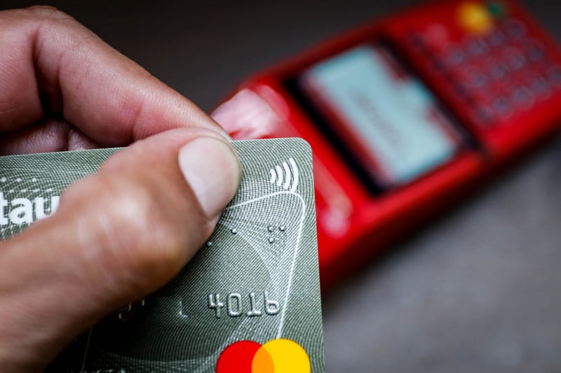 Tipo de golpe mais comum em 2024 envolveu o uso de cartão de crédito