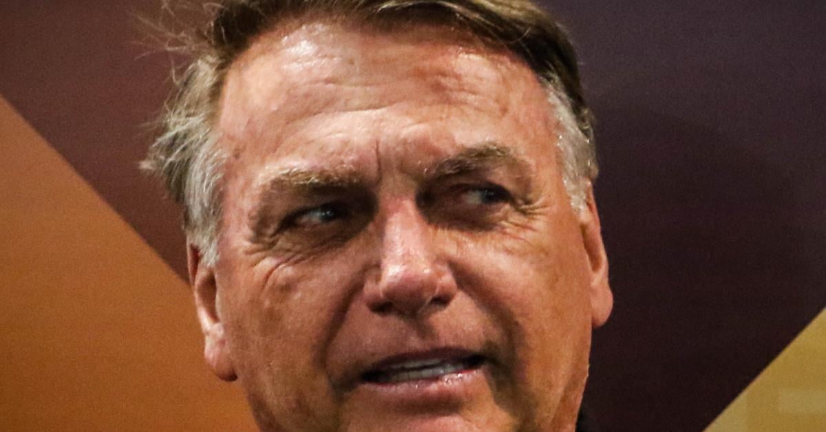 Bolsonaro pode ser o segundo ex-presidente a responder por golpe de Estado