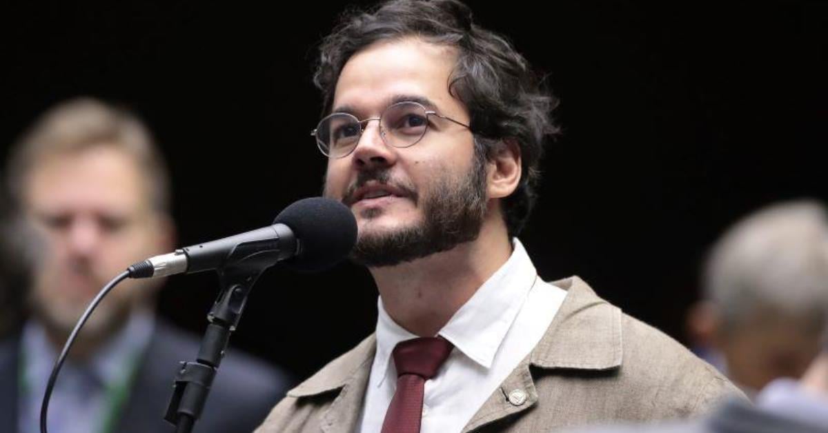 Câmara pode votar “Lei do Mar” em plenário nesta terça