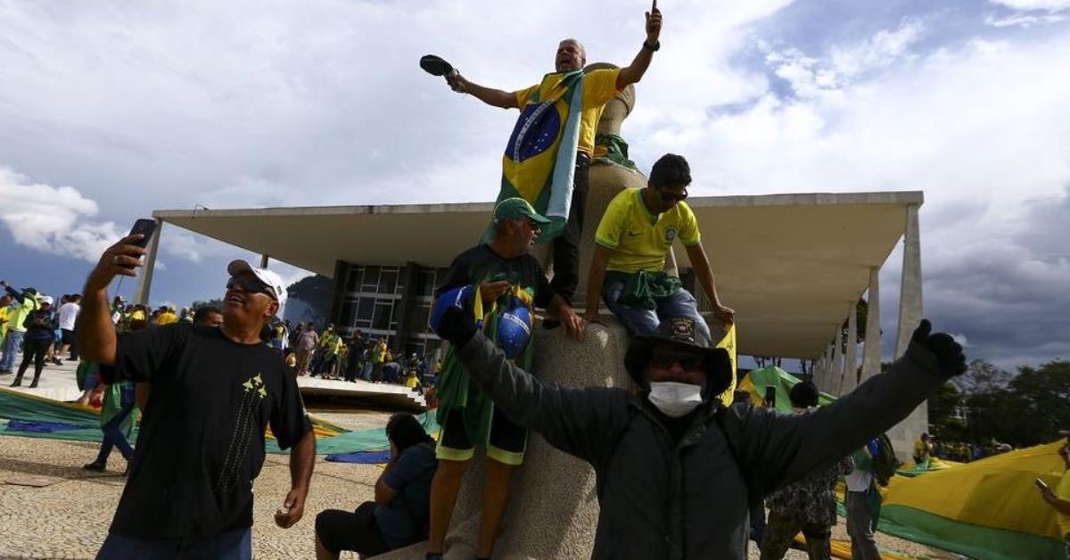 Condenado pelo 8 de janeiro com câncer vai cumprir prisão domiciliar