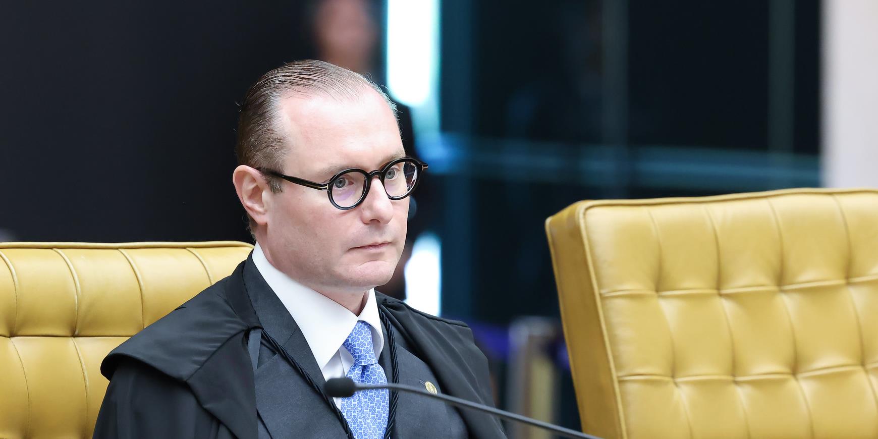 Cristiano Zanin antecipa voto pela condenação de Carla Zambelli