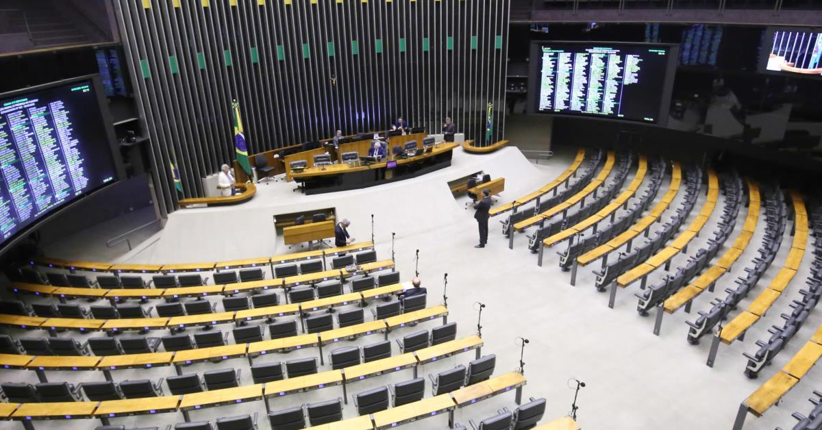 Deputadas assumem presidência de 20% das comissões da Câmara