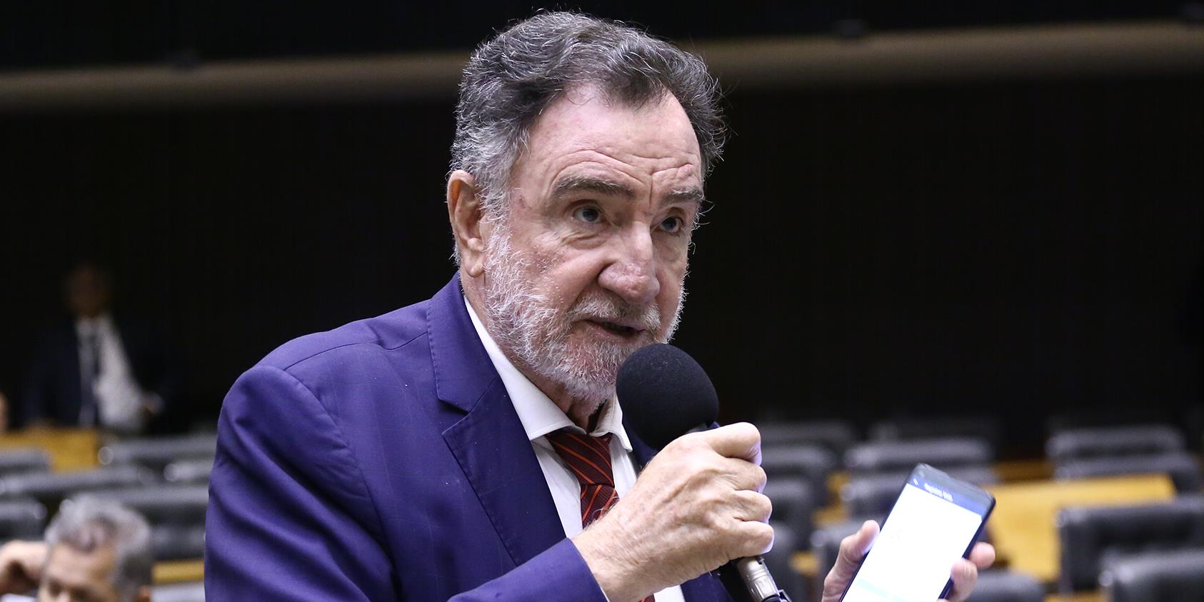 Deputado propõe contar tempo de condução na jornada de trabalho