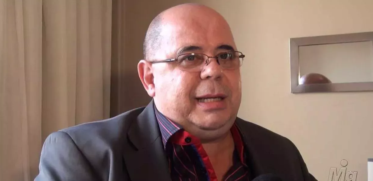 Grupo Prerrogativas promove ato contra anistia em lançamento de livro