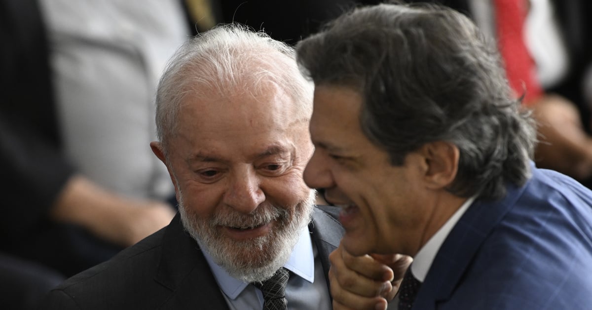 Lula envia projeto de isenção do IR até R$ 5 mil ao Congresso