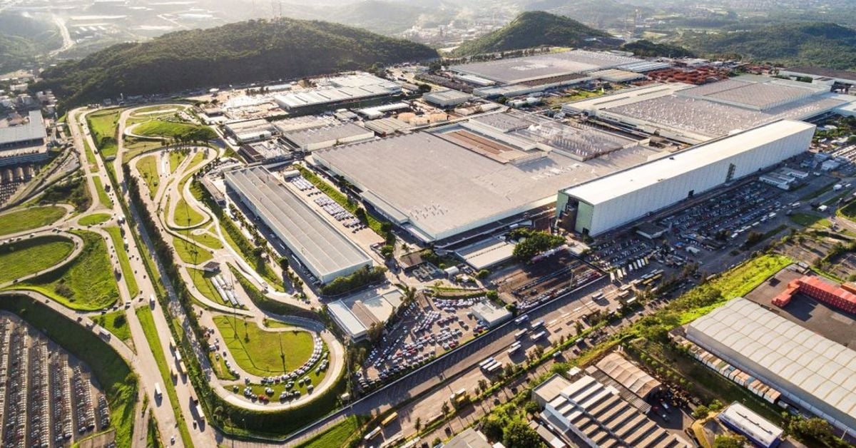 Lula participa de inaugurações da Stellantis e da Gerdau em MG