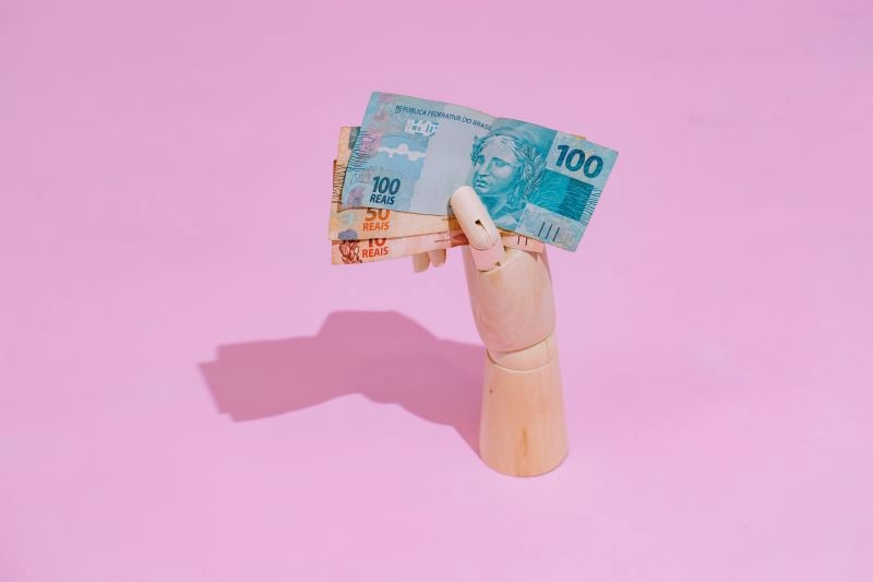 O Boletim Focus, relatório divulgado pelo Banco Central, atualiza semanalmente as previsões de analistas no mercado financeiro.