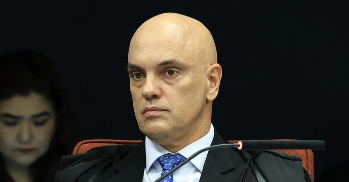 Moraes concede prisão domiciliar para Débora do “perdeu, mané”