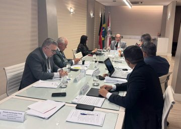 Membros da Comissão de Segurança realizam primeira reunião 