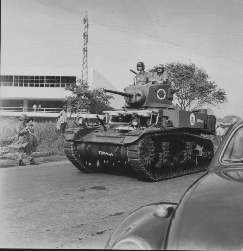 Os militares tomaram o poder nos dias 31 de março e 1 de abril