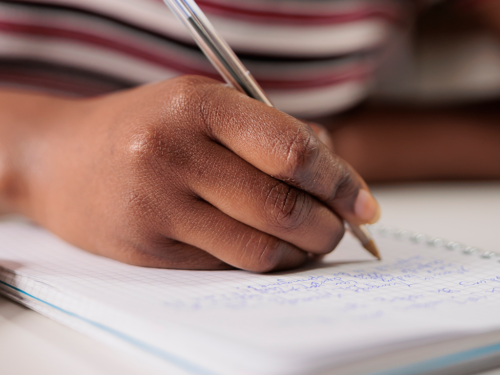 Patos PB abre seleção para 27 vagas e cadastro reserva