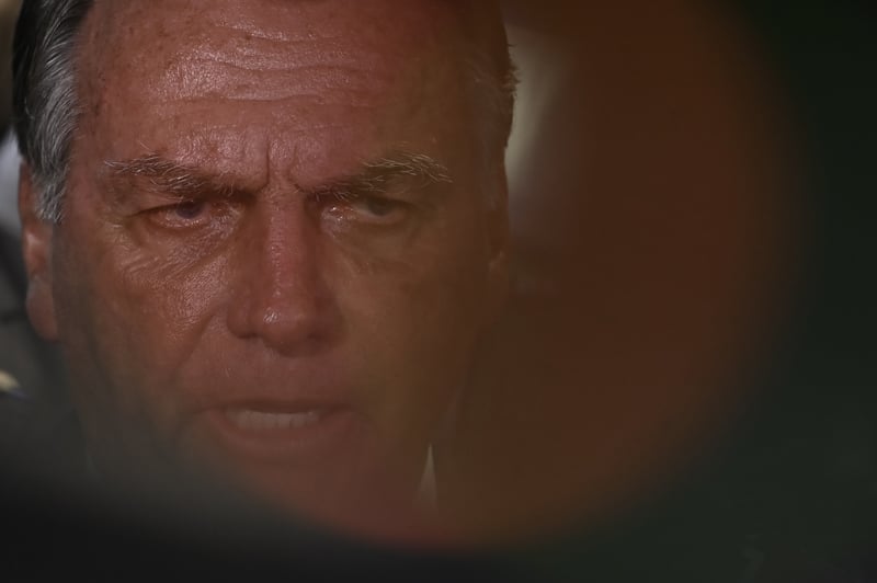 Bolsonaro diz que é 