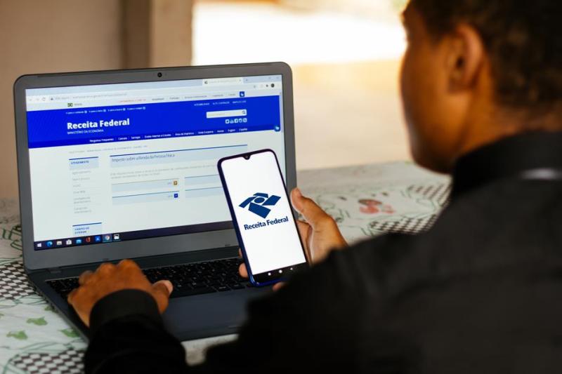 Receita paga hoje lote extra da malha fina do Imposto de Renda