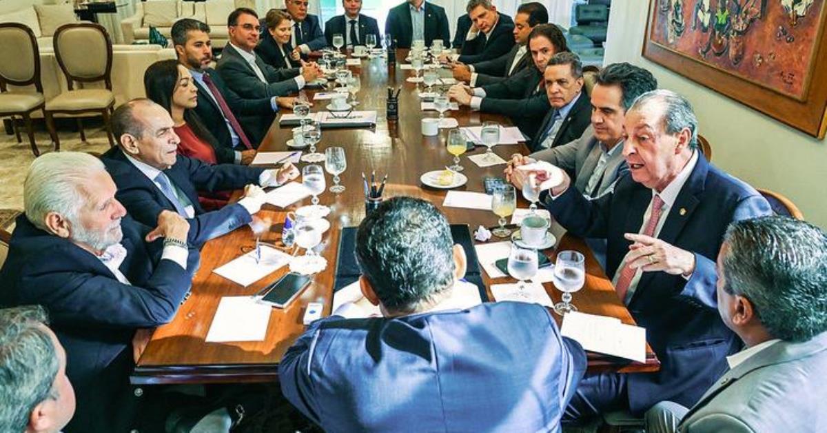 Senado discute PEC do Saneamento e participação popular no orçamento