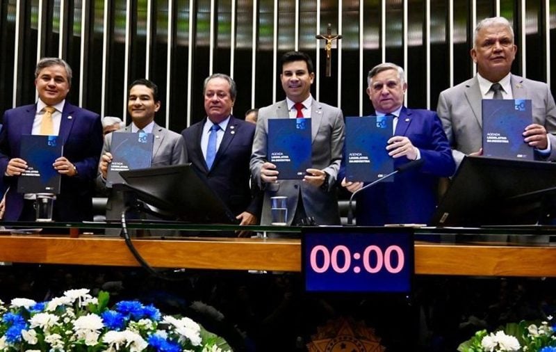 Sessão solene lançou agenda que reúne as prioridades para o Congresso em relação ao setor industrial