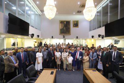 ALPB homenageia Igreja Assembleia de Deus de Alhandra pelos seus 80 anos