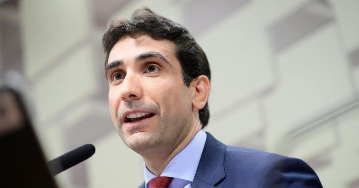 Ao vivo: Gabriel Galípolo, presidente do BC, comparece à CPI das Bets