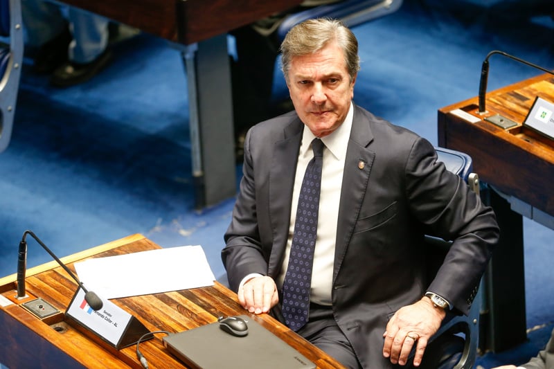 Collor é preso no âmbito da operação Lava Jato.