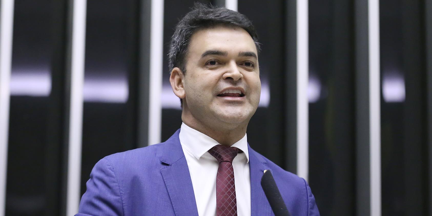 Câmara aprova pena maior para crimes contra agentes da Justiça