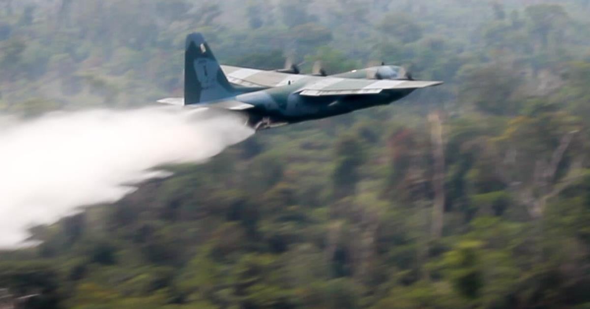 Câmara aprova uso de pilotos estrangeiros em emergências climáticas
