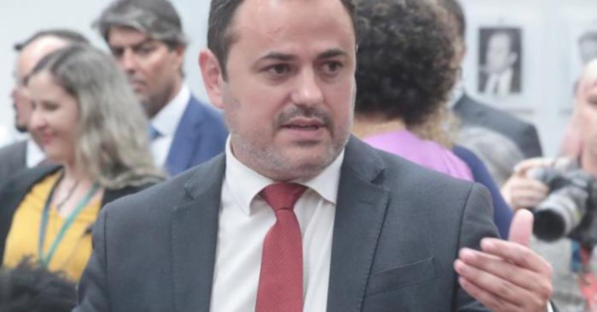 CCJ analisa recurso de Glauber contra cassação no Conselho de Ética