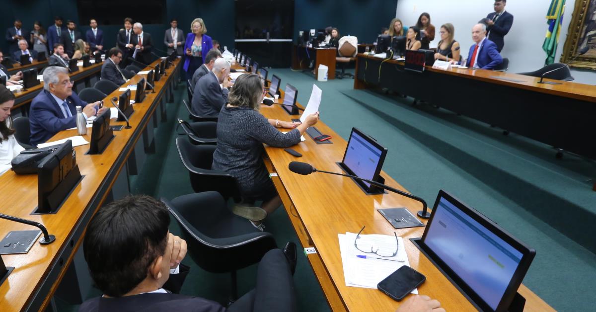 CCJ decidirá sobre recurso de parecer pela cassação de Glauber Braga