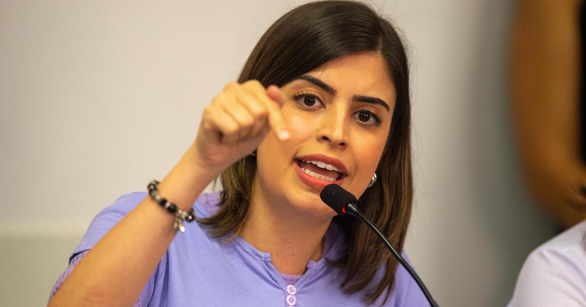 Comissão aprova projeto de Tabata que institui o Pix Pensão