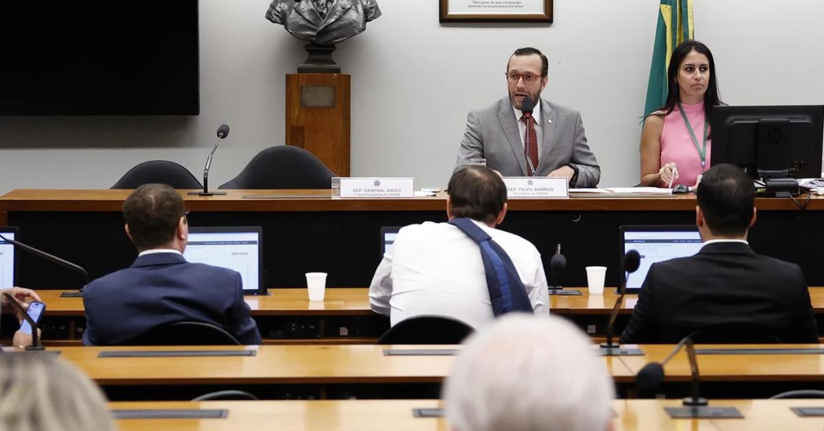 Comissão da Câmara repudia asilo à ex-primeira-dama do Peru