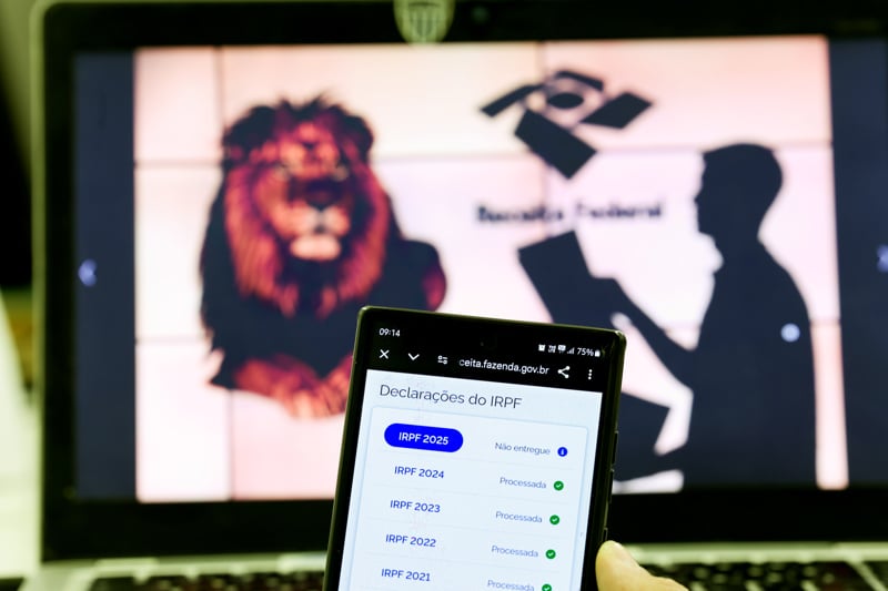 Maioria dos brasileiros é a favor de aumentar taxação para pessoas de renda mais alta, segundo pesquisa Datafolha.