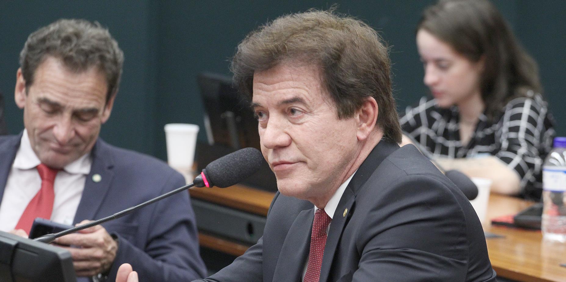 Depois de apresentado, requerimento da anistia ganha novos signatários