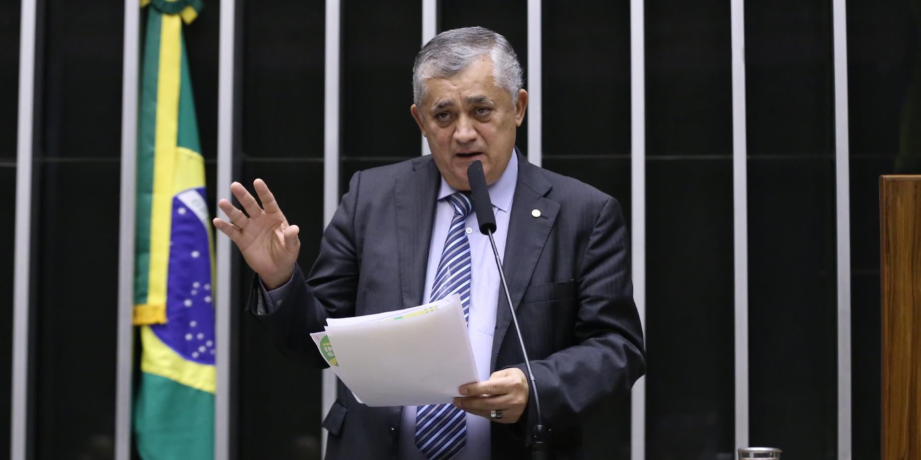 Deputado propõe uso do Fundo Social do pré-sal em calamidades