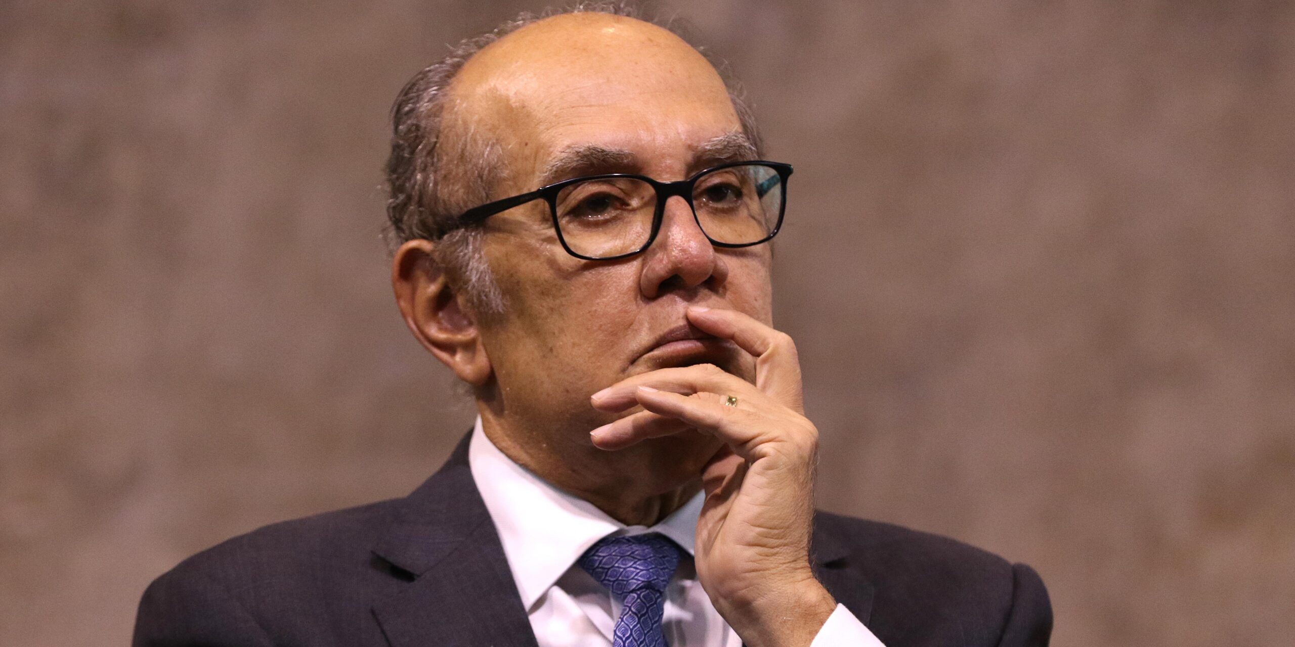 Gilmar Mendes retira destaque em ação contra Fernando Collor