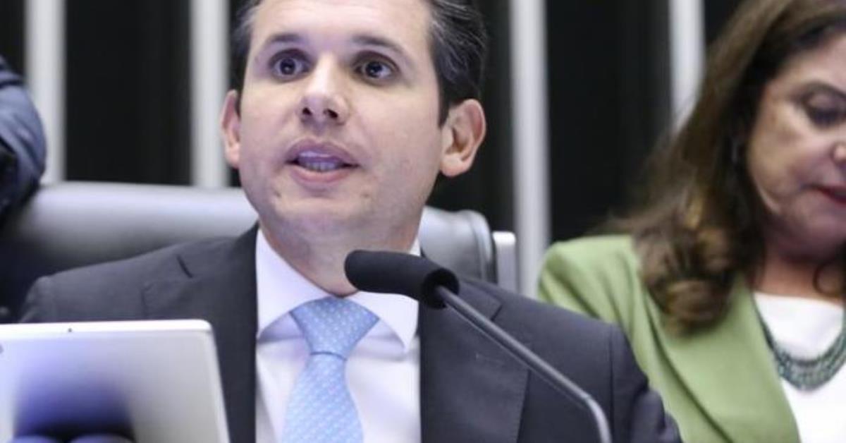 Hugo Motta diz que avançou para o fim da greve de fome de Glauber