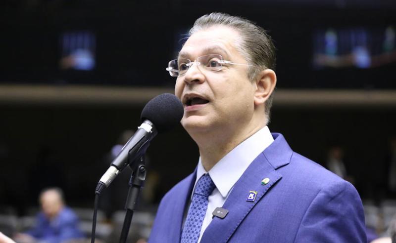 Líder do PL, Sóstenes Cavalcante