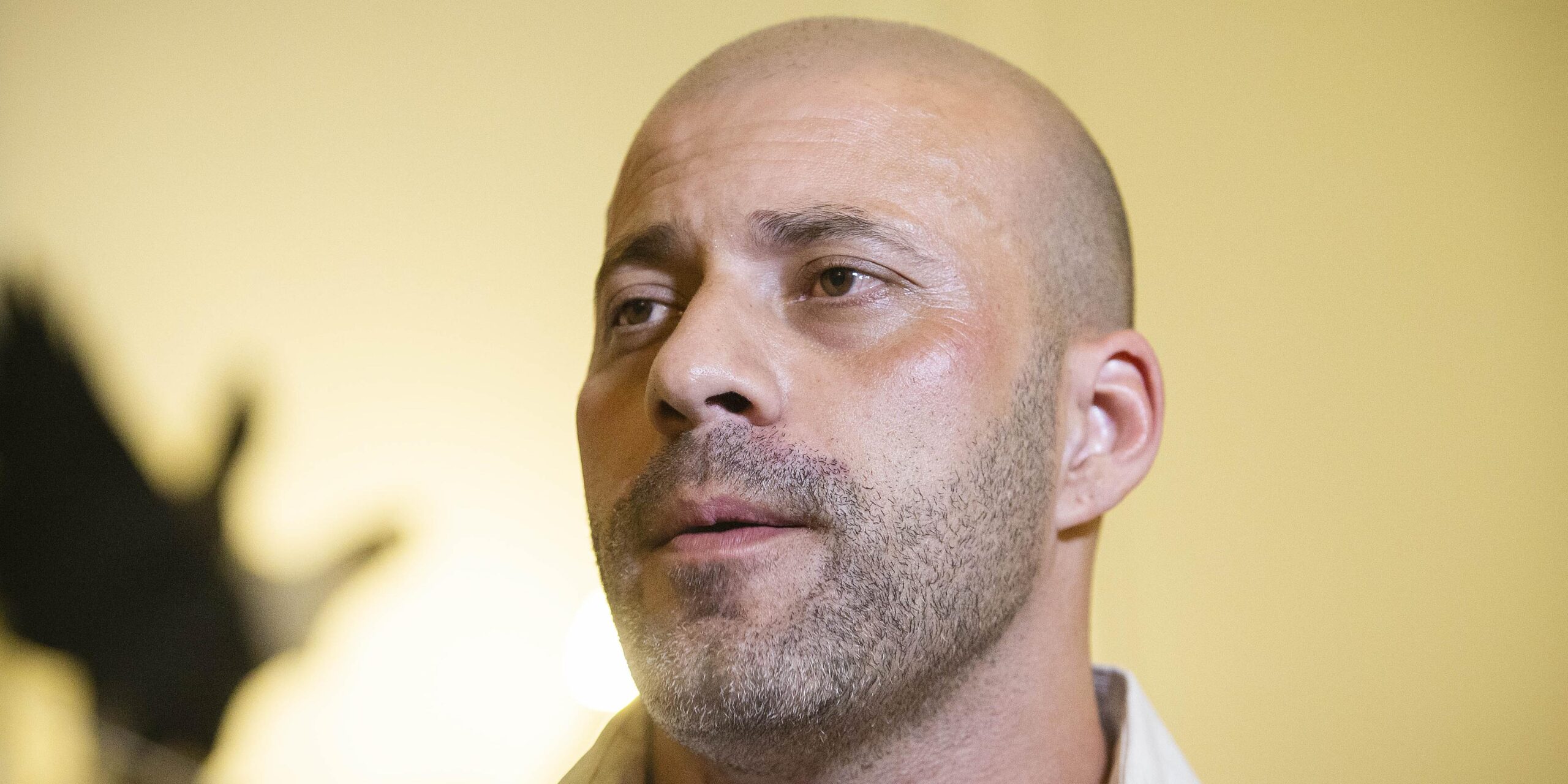 Moraes impede Daniel Silveira de estudar e trabalhar fora da prisão