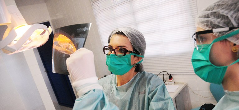 Municípios têm até 21 de abril para solicitar novos equipamentos odontológicos ao Ministério da Saúde
