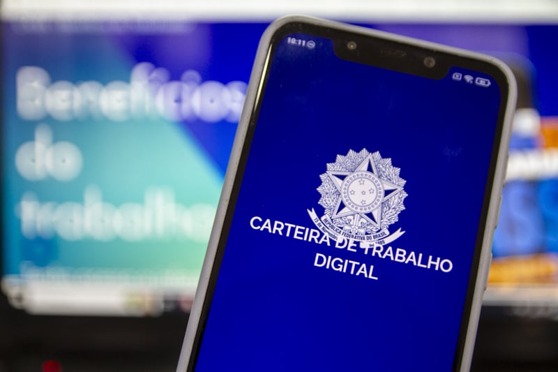 Nova modalidade de consignado exige que trabalhadores consultem regras no app da Carteira de Trabalho Digital antes da contratação