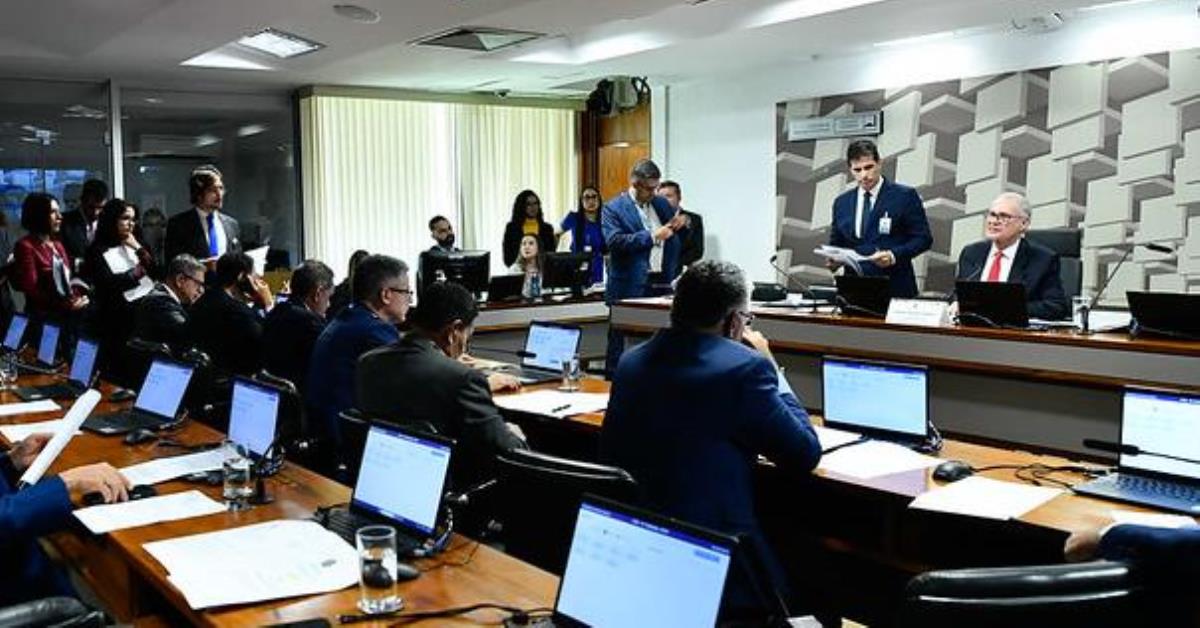 O que diz o projeto que permite ao Brasil retaliar tarifaço de Trump