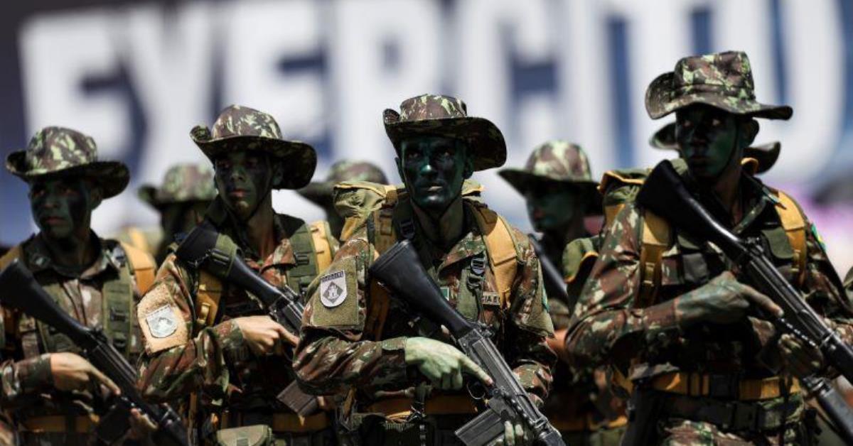 Orçamento de 2025 reserva R$ 3 bi para reajuste salarial dos militares