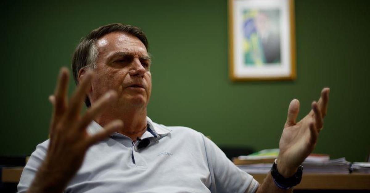 Para 52%, é justo que Bolsonaro seja réu. Para 36%, é injusto