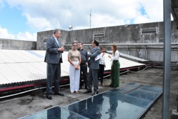 Presidente iniciou a visita pela área mais alta do prédio