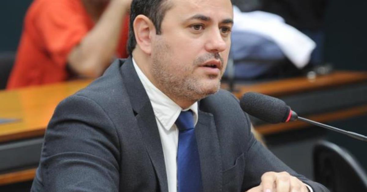 Relator no Conselho de Ética pede cassação de Glauber Braga