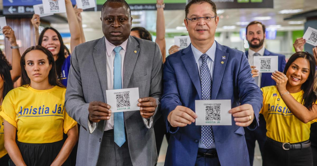 Sóstenes diz que urgência para anistia tem apoio de 260 deputados