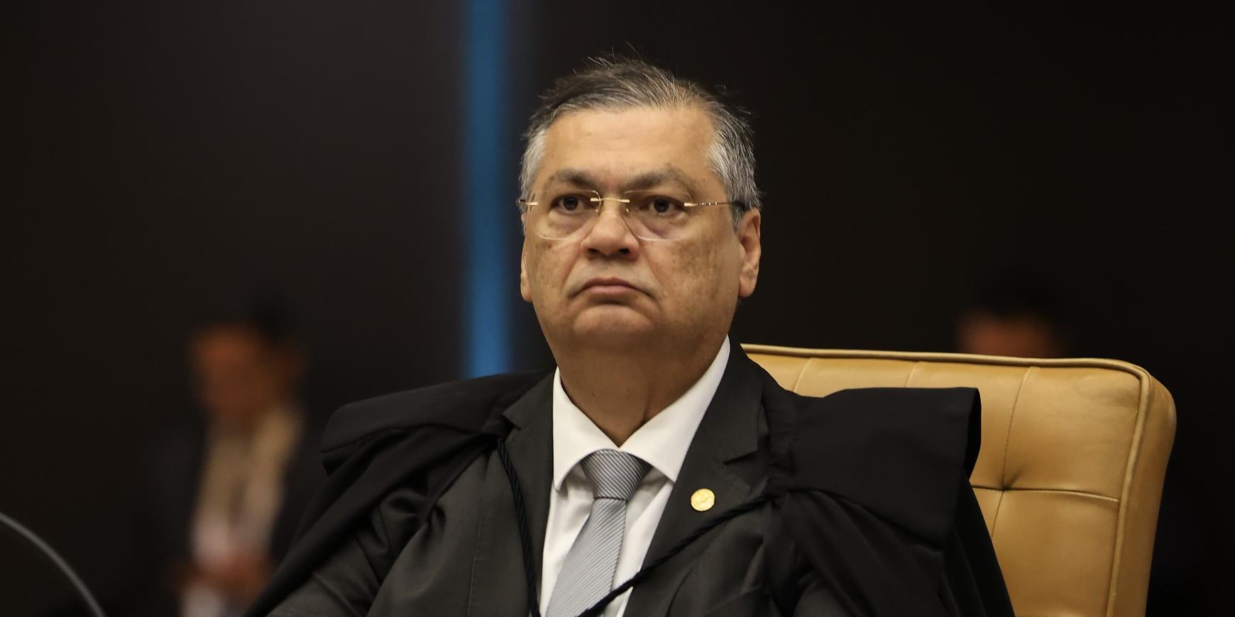 STF: Dino suspende pagamento de 1,2 mil emendas da saúde