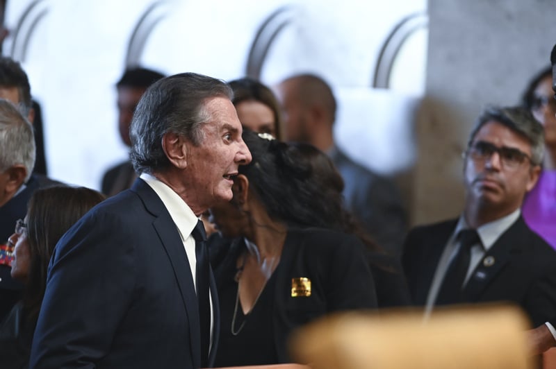 Collor terá de cumprir pena de mais de oito anos de prisão por corrupção e lavagem de dinheiro