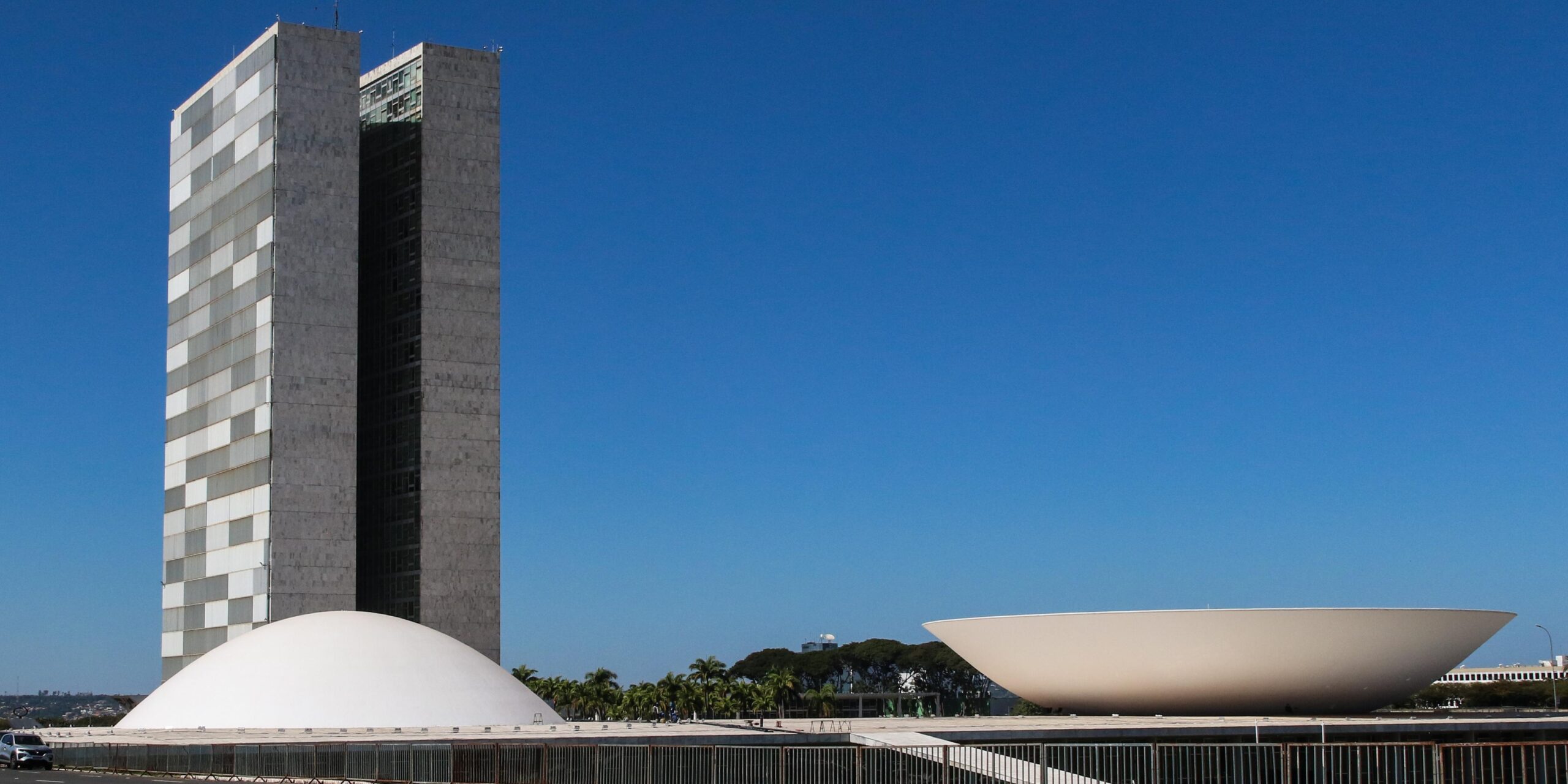 Anistia polariza Congresso: 42% discordam totalmente, 40% concordam