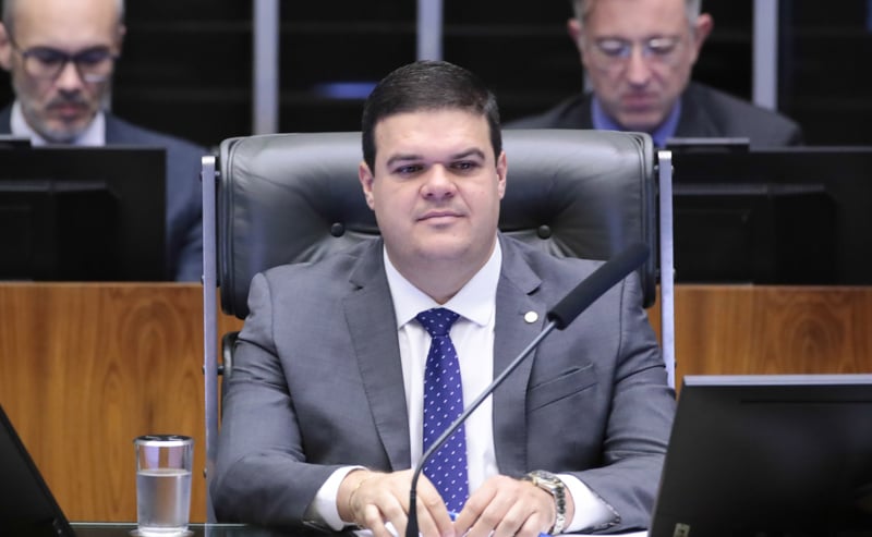 Texto foi relatado relatado pelo deputado Bruno Farias (Avante-MG).