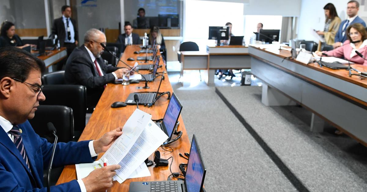 CAS aprova falta no trabalho para cuidar de cônjuge com câncer