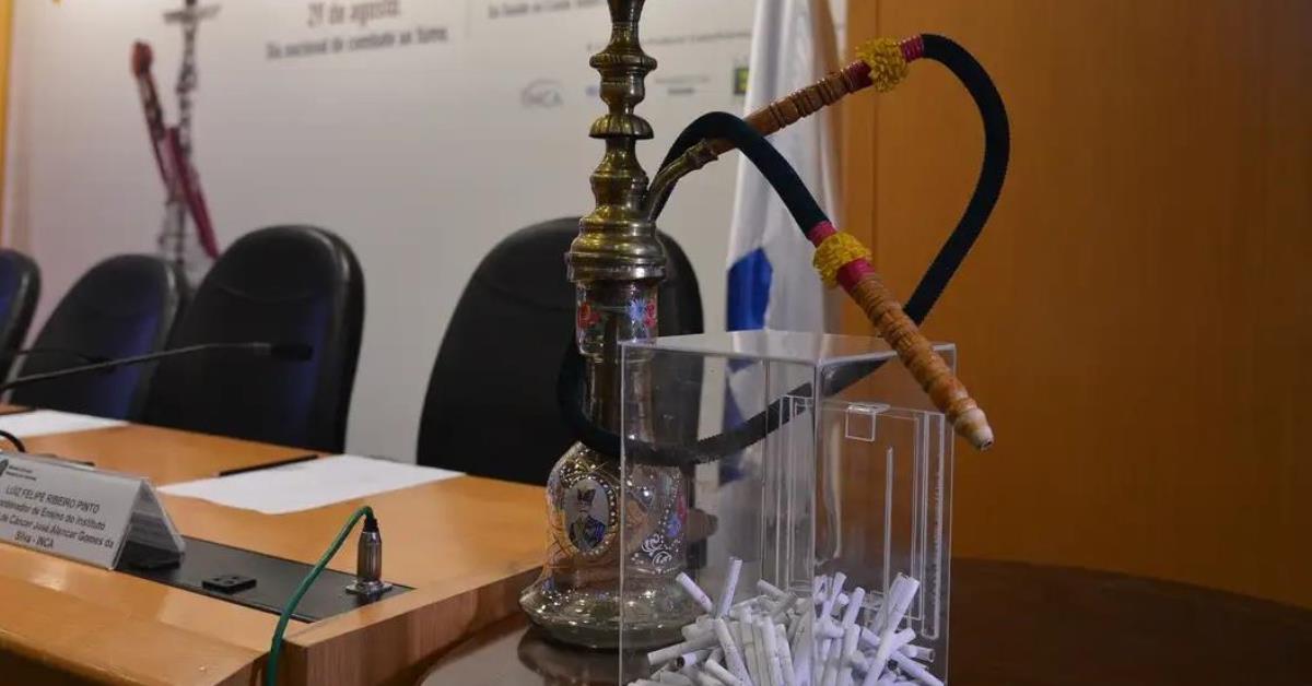 CCJ aprova proibição de narguilé para menores de 18 anos