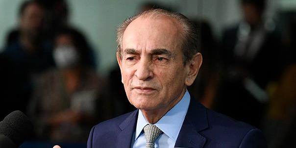 CCJ vota fim da reeleição, com aumento de mandatos e eleição unificada